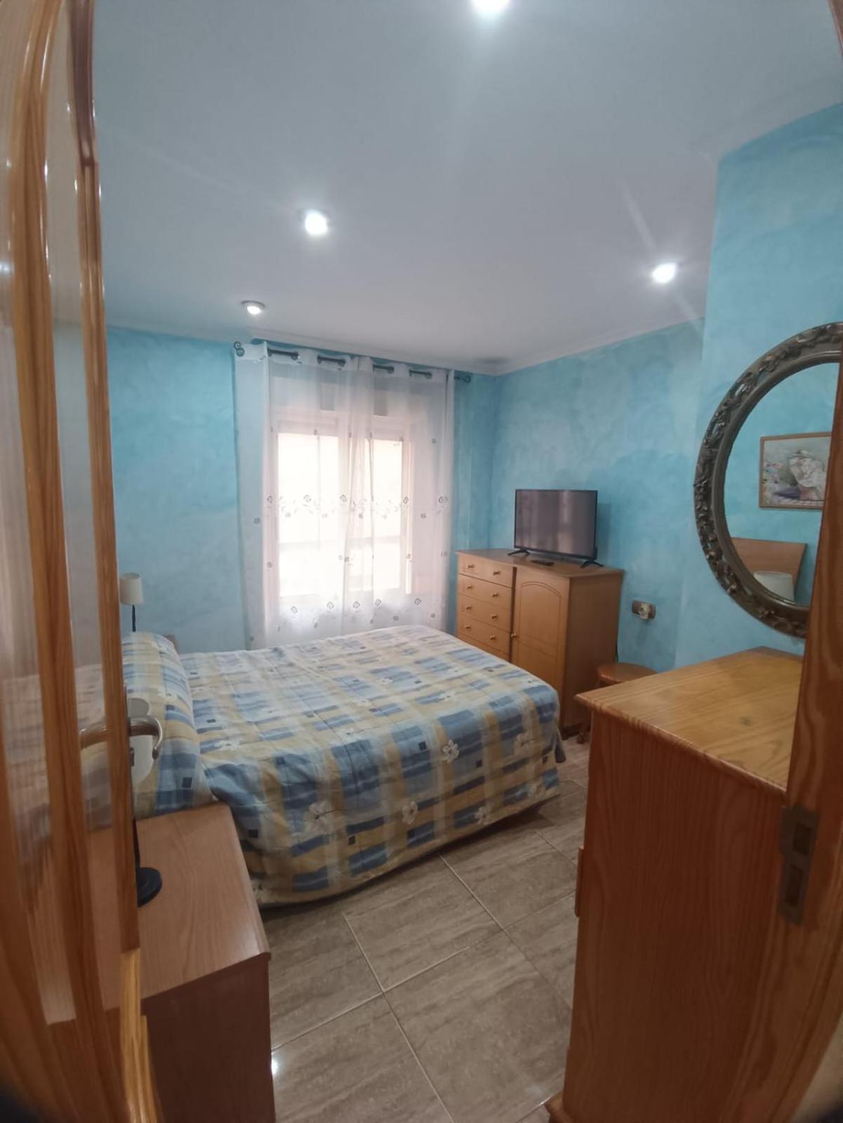 Pet Friendly - Apartamento Centrico Y Cerca De La Playa Santa Pola Luaran gambar