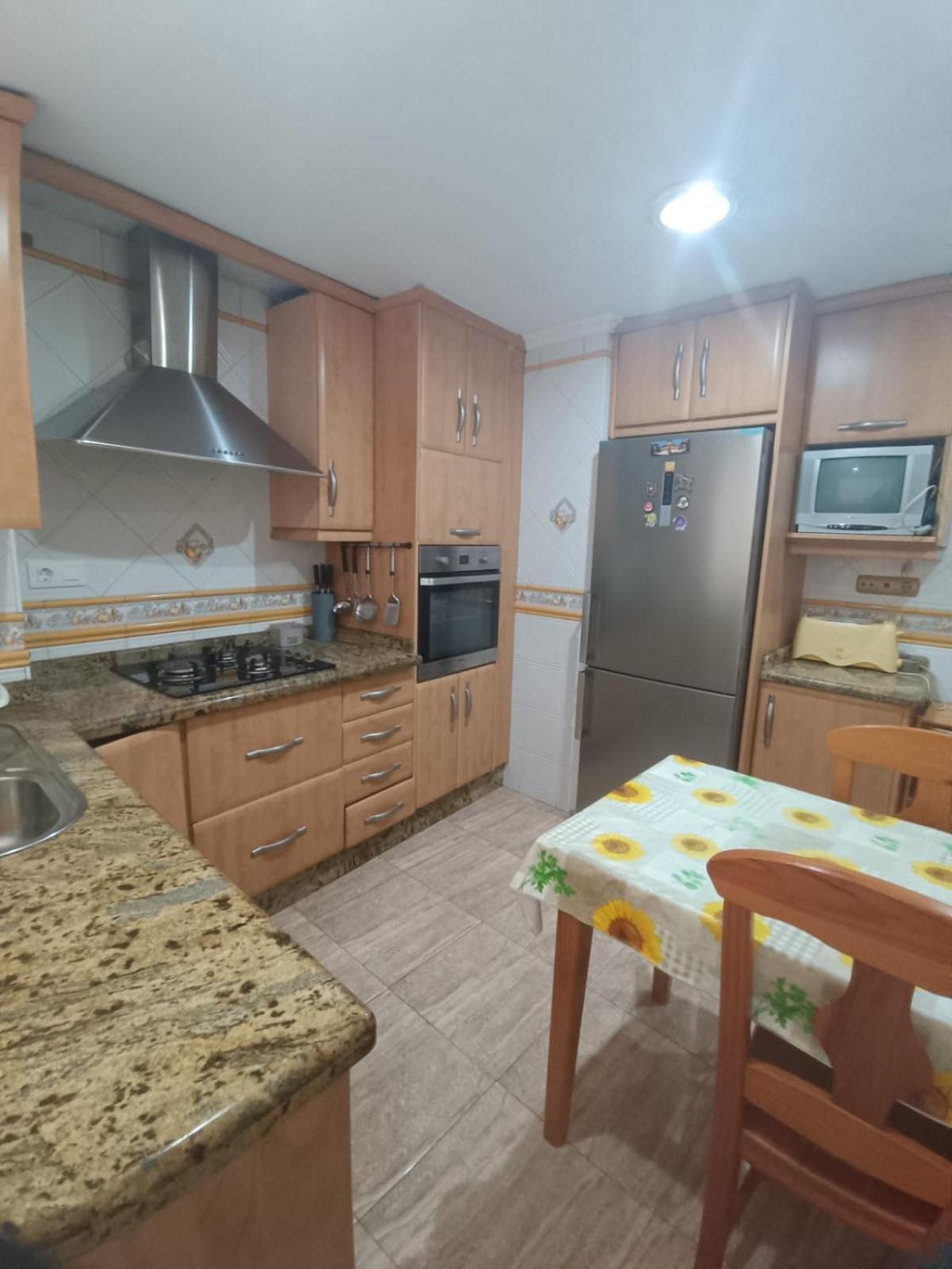 Pet Friendly - Apartamento Centrico Y Cerca De La Playa Santa Pola Luaran gambar