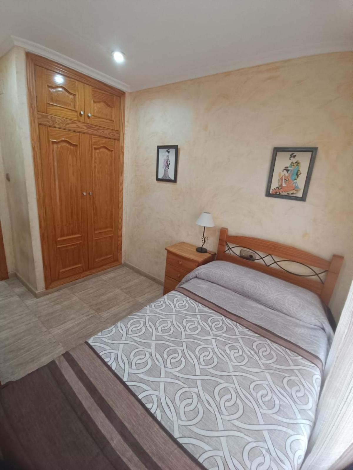 Pet Friendly - Apartamento Centrico Y Cerca De La Playa Santa Pola Luaran gambar