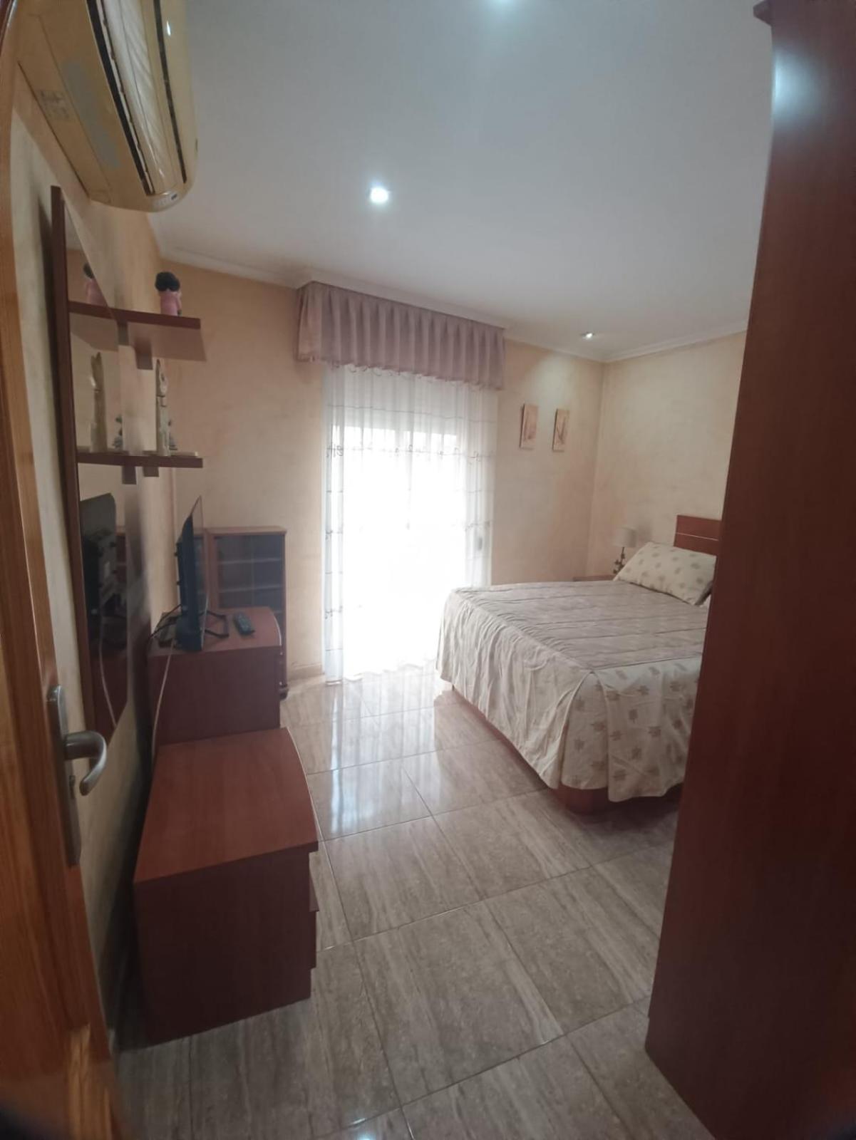 Pet Friendly - Apartamento Centrico Y Cerca De La Playa Santa Pola Luaran gambar